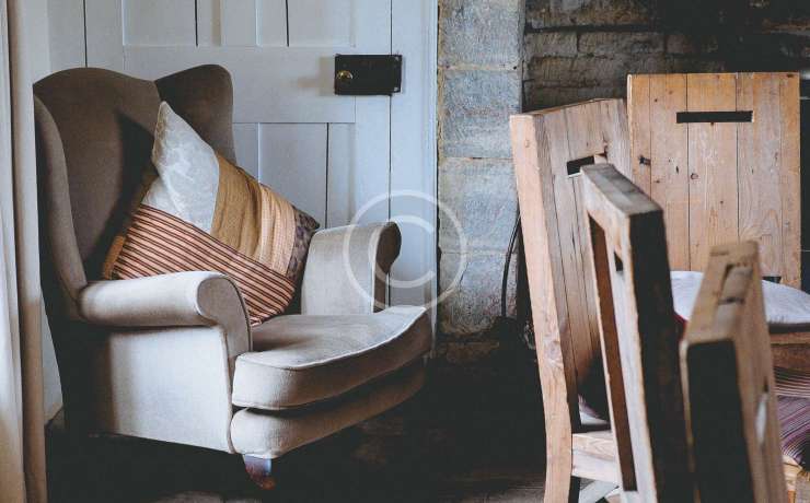 Reasons to Buy Antique Furniture